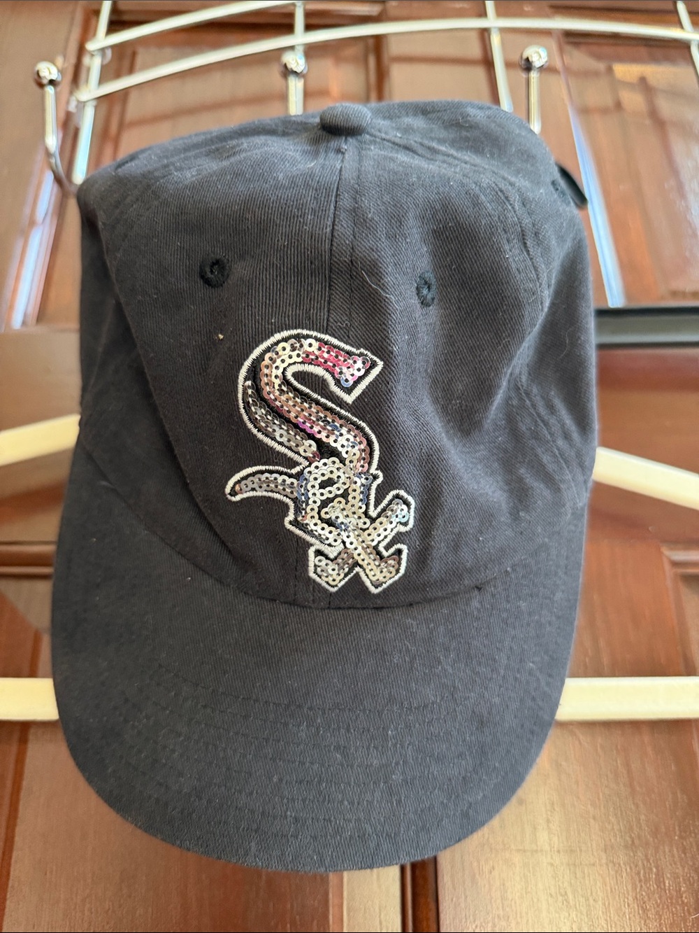 PINK Victoria's Secret Black Hat with Pink Logo Stitching sequin white Sox